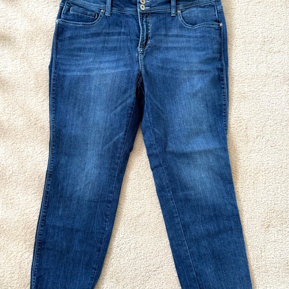 INC Denim Boyfriend Jeans, Women's Size 16W - Picture 8 of 8